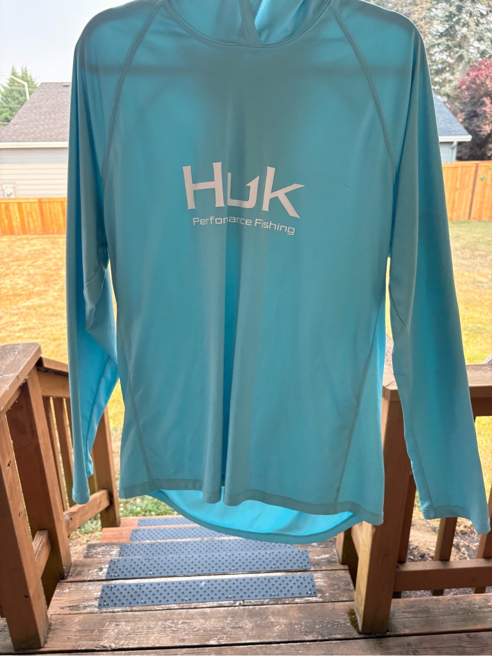 Huk Aqua Performance Fishing Hooded Shirt